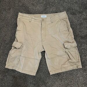 Men’s Goodfellow Cargo Shorts, Size 36